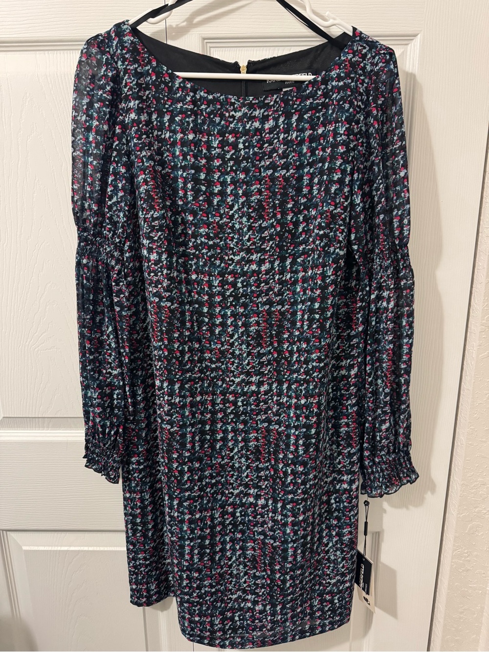 Women's Navy Floral Long-Sleeve Shift Dress
